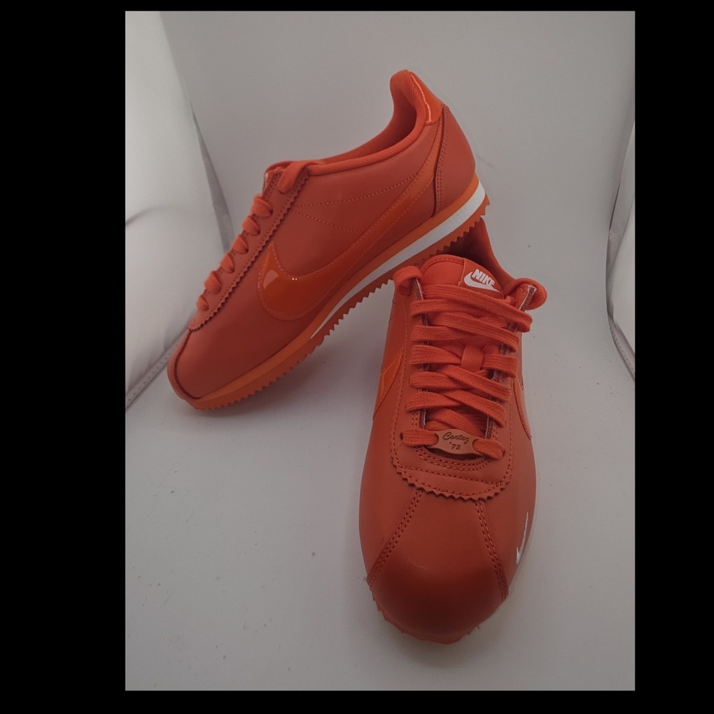 Nike Classic Cortez '72 905614-802 Bright Orange Women's Size 9